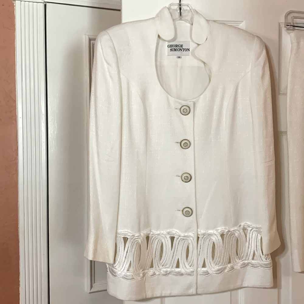 Exquisite George Simon 2 piece White Linen Suit with detailed buttons